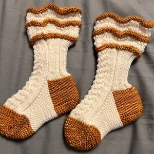 Knitted handmade baby girls socks brown and cream 3-6 months size